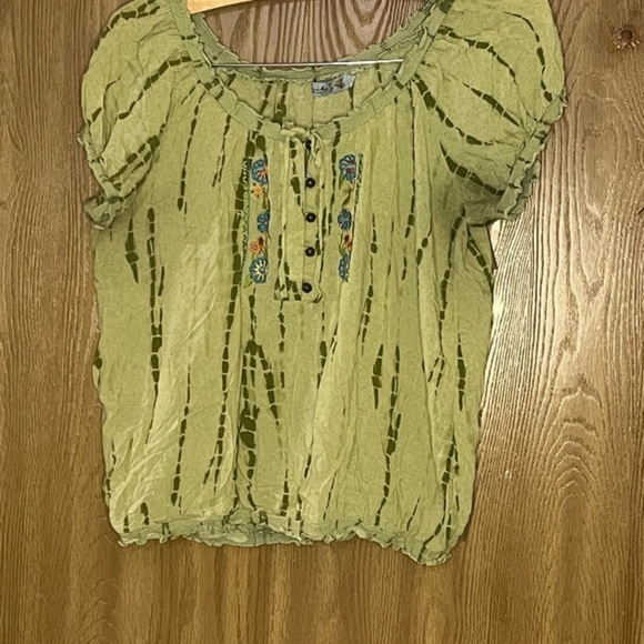Vanity Tops - Vanity Green Puff Sleeve Ruched Blouse